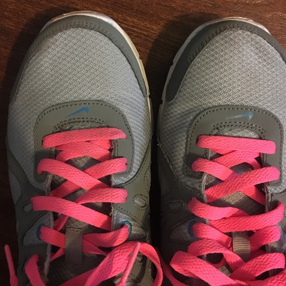 Nike Air Revolution 2 - Picture 3 of 8